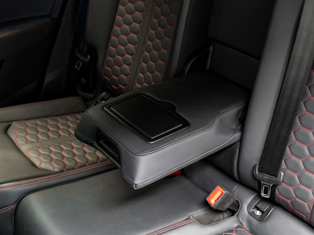 أودي RSQ3 Std TFSI quattro 2.5L