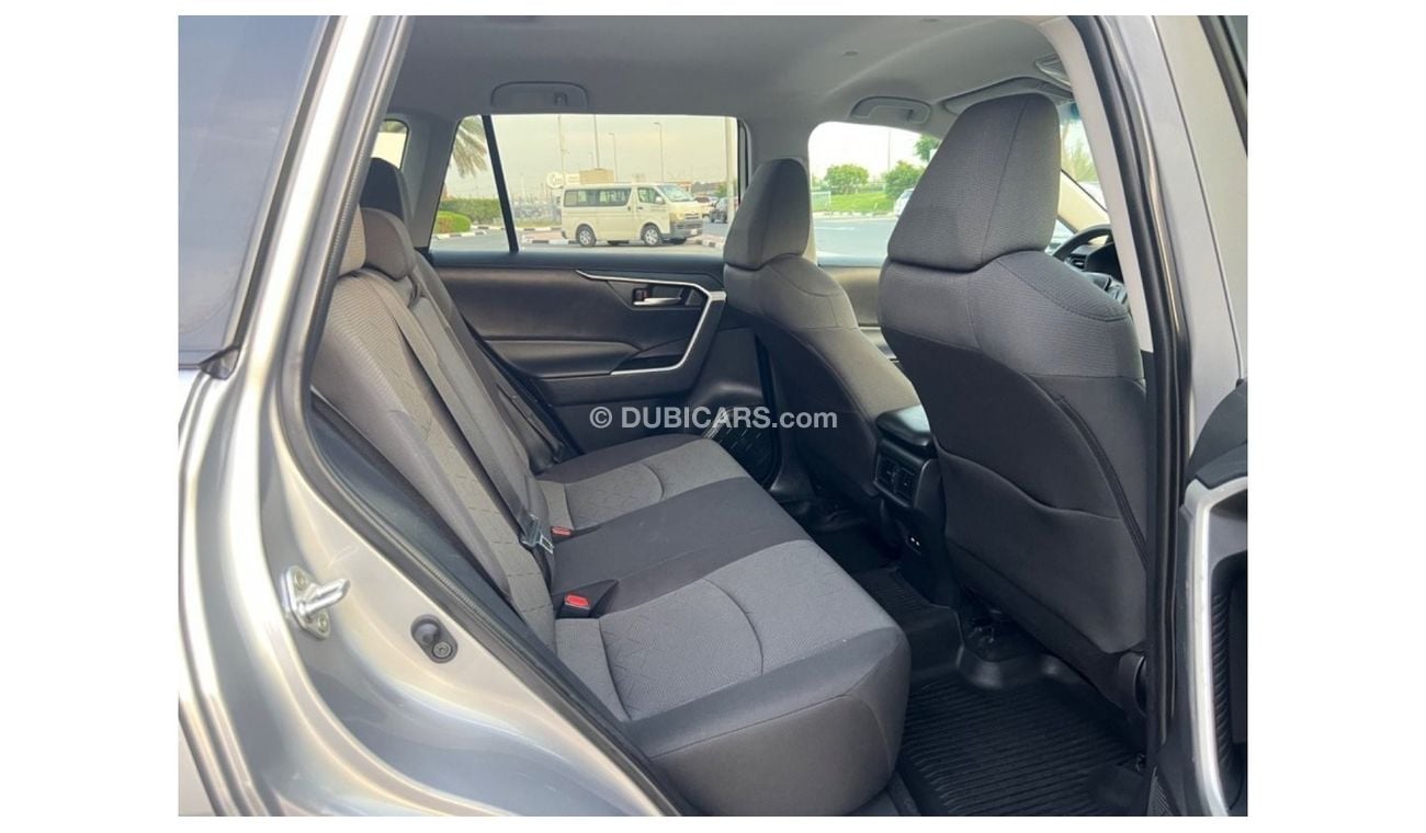Toyota RAV4 2021 XLE LIMITED PUSH START AWD 2.5L UAE PASS