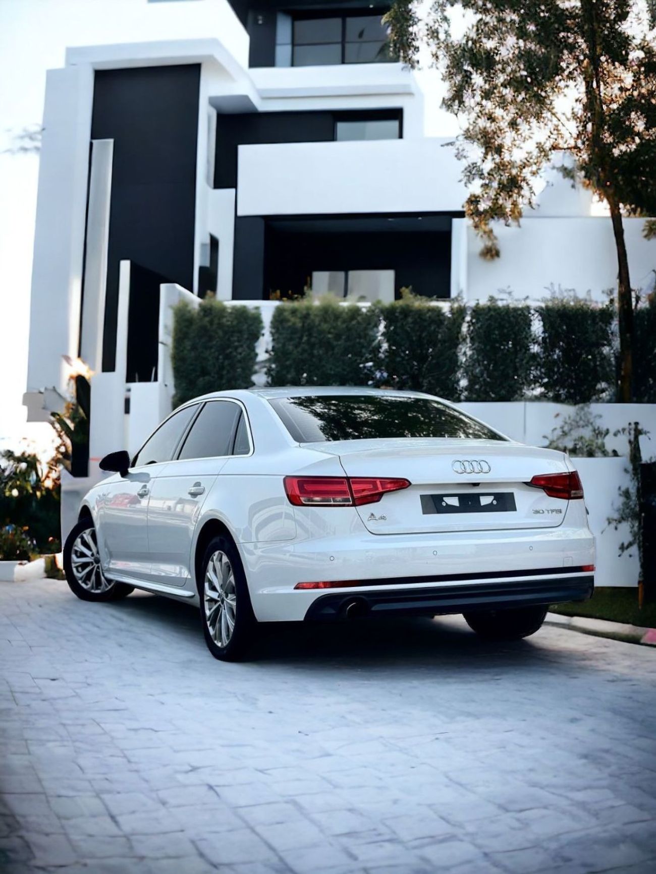 Audi A4 30 TFSI Design S Line & Sports Package AED 960 PM Available | FIRST OWNER | Audi A4 S-LINE 2018 | FU
