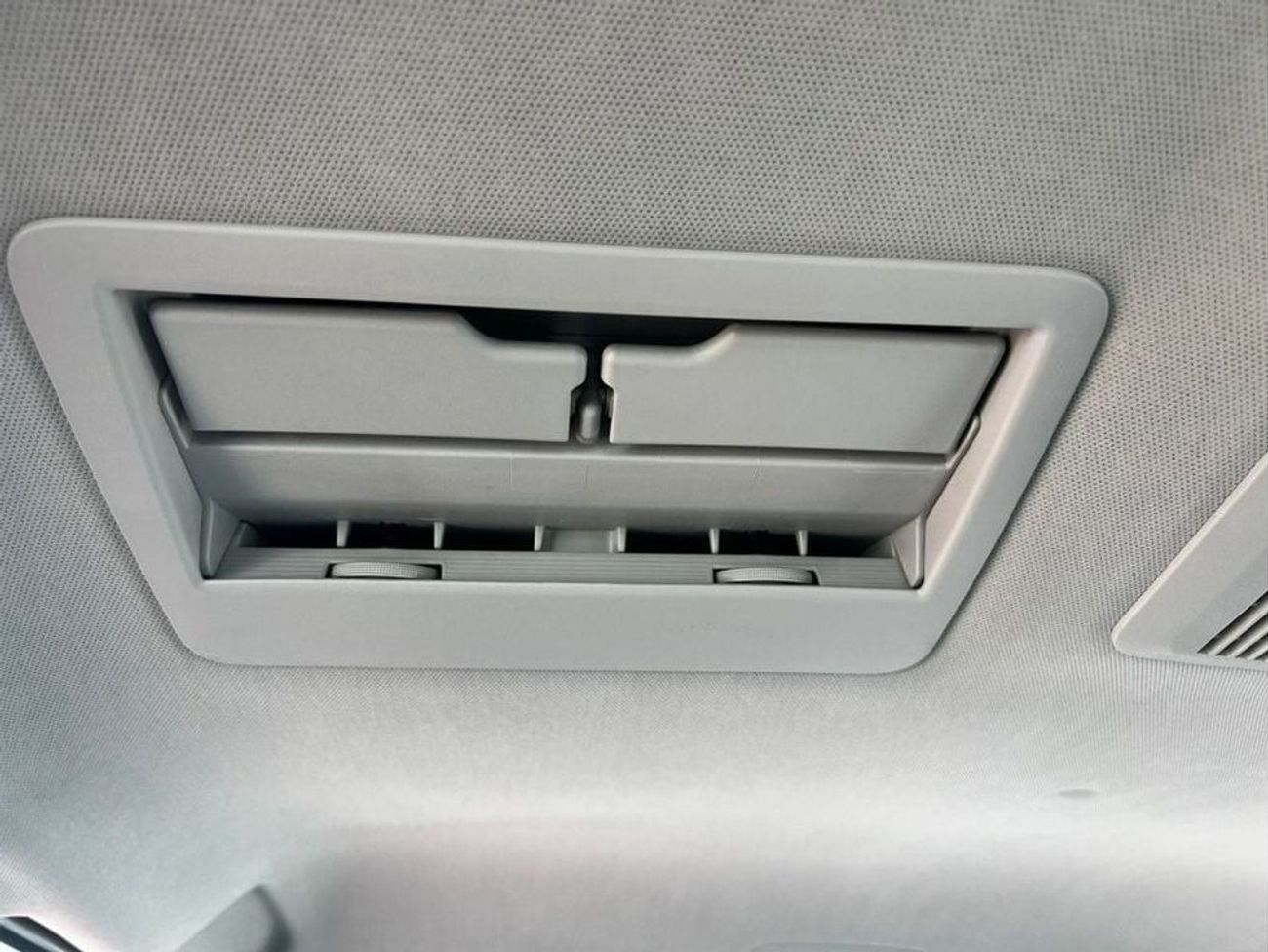 Toyota Veloz 1.5L FWD // 2024 // FULL OPTION WITH PUSH START , WIRELESS CHARGE , CRUISE CONTROL // SPECIAL OFFER