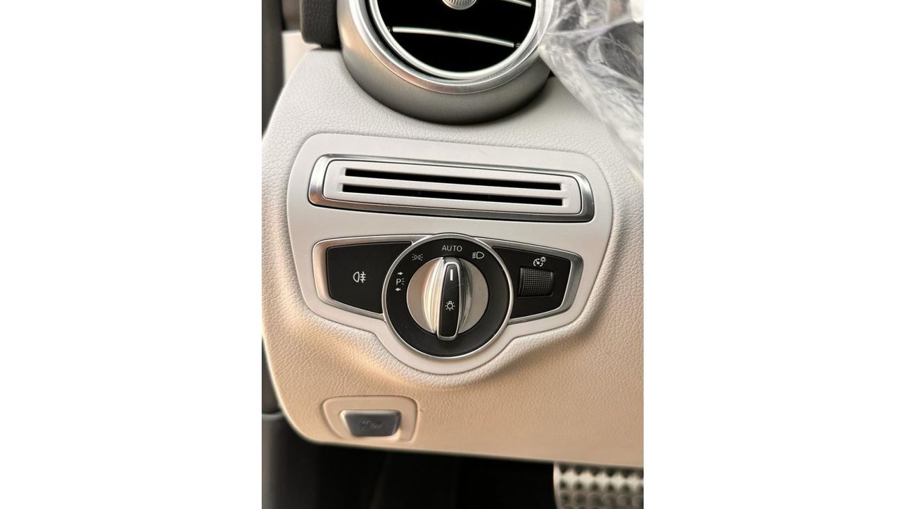 Mercedes-Benz C 300 Coupe