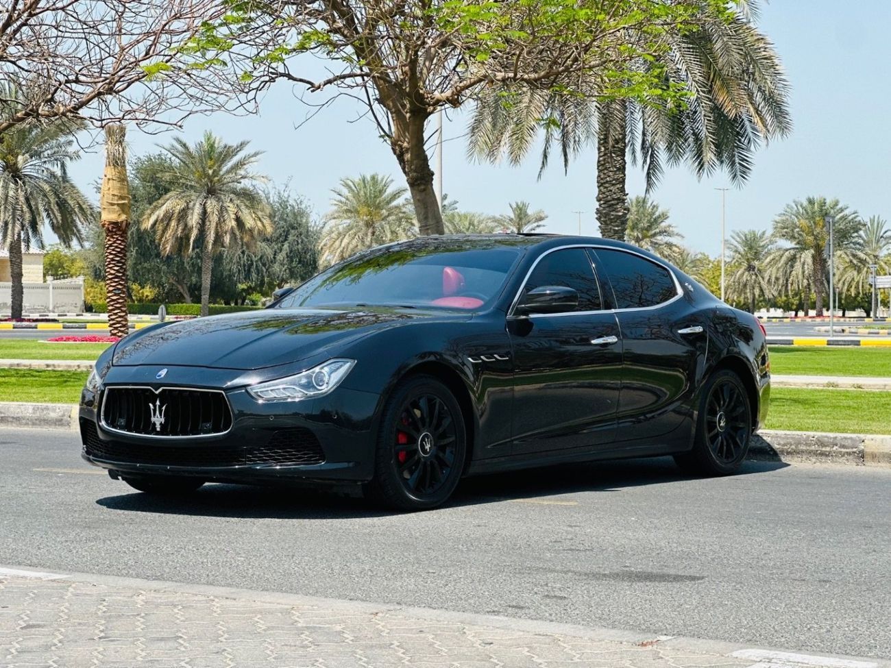 مازيراتي جيبلي 3.0T V6 Modena