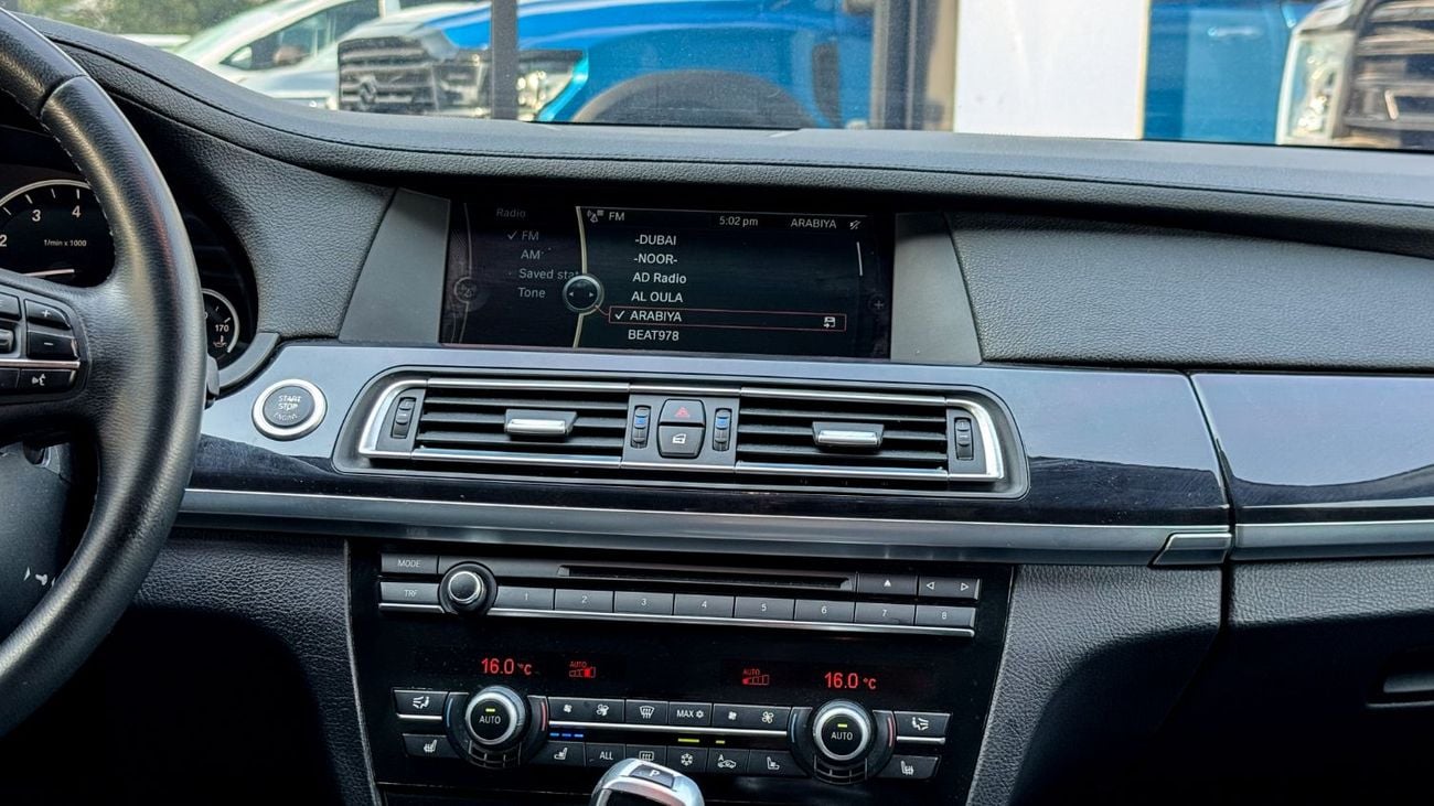 BMW 740i 2011 Japanese Specs 3.0L Turbo 6 Cylinders Low Mileage
