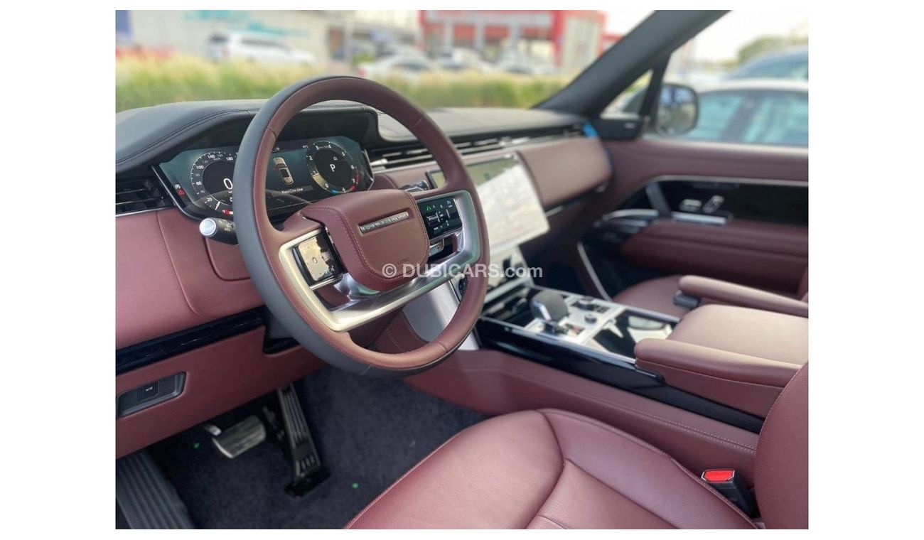 Land Rover Range Rover GOLD COLOR GCC SPEC UNDER WARRANTY AND SERVICE