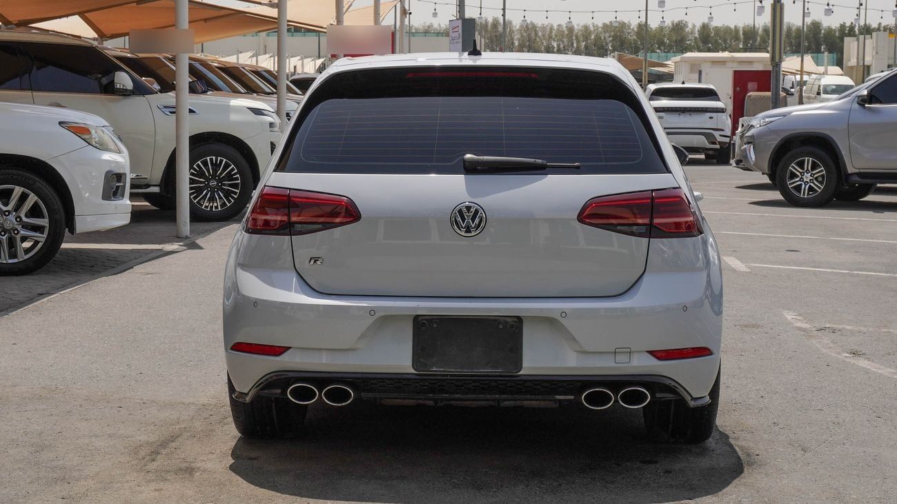 Volkswagen Golf R