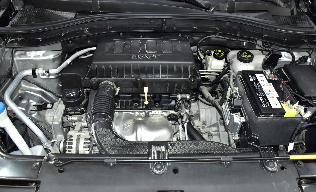 أم جي ZS EXCELLENT DEAL for our MG ZS 1.5L ( 2025 Model ) in Silver Color GCC Specs