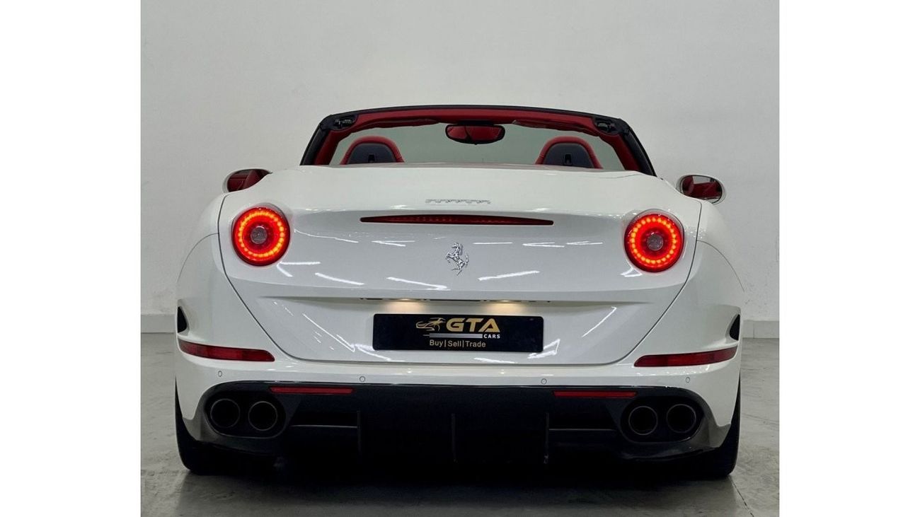 Ferrari California Std *Like New* 2015 Ferrari California T, Full Ferrari History, Warranty, Low Kms, GCC