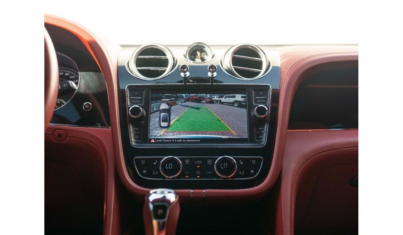 بنتلي بينتايجا W12 Mulliner