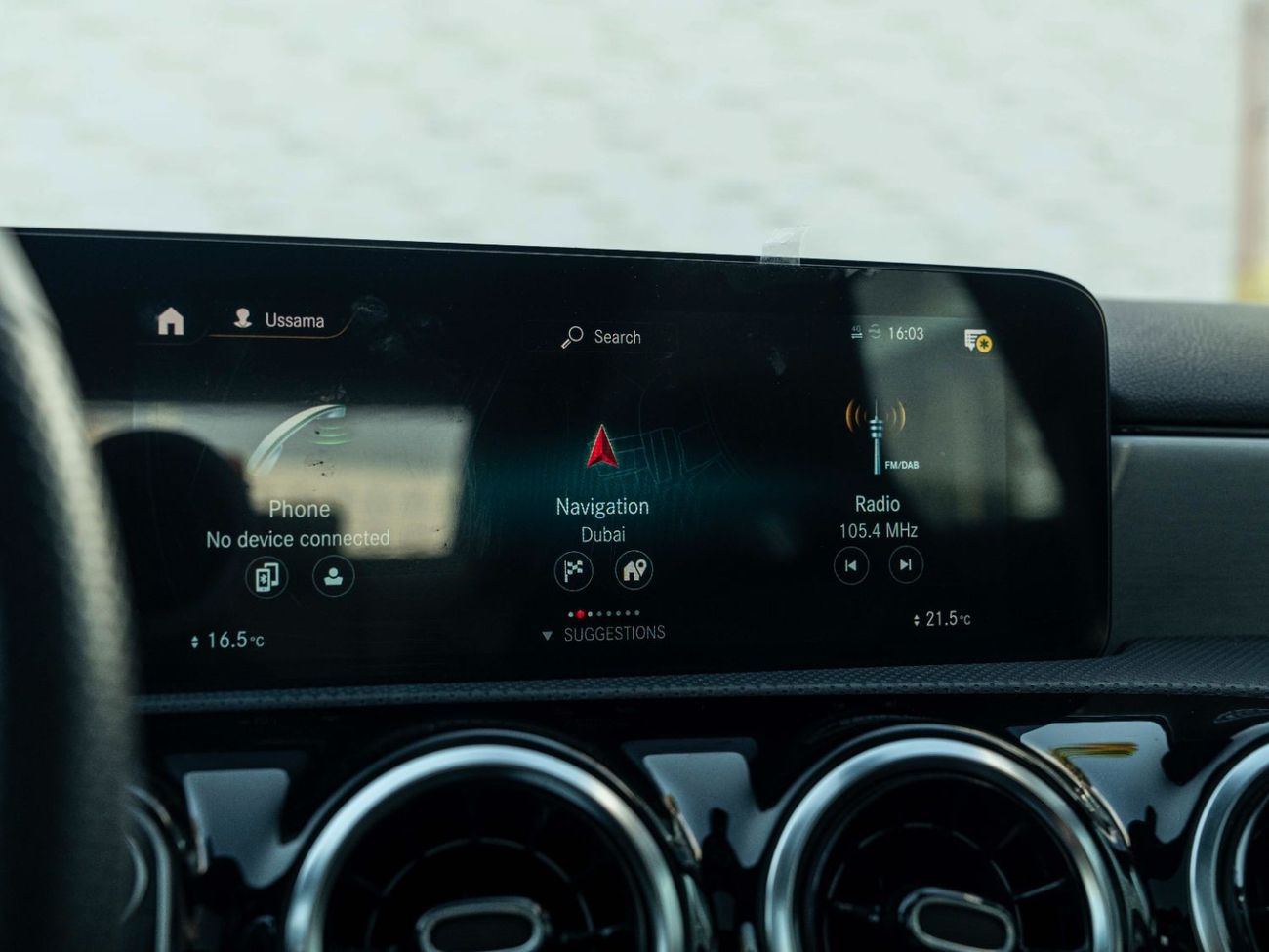 Mercedes-Benz A 200 AED 2,044 PM • A200 AMG PREMIUM • LOW KMS • OFFICIAL GARGASH MERCEDES-BENZ WARRANTY UNTIL 2026