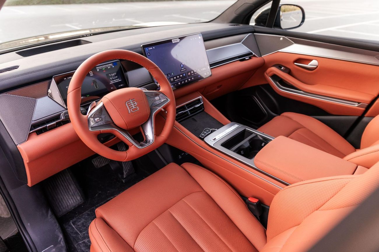 بي واي دي تانغ