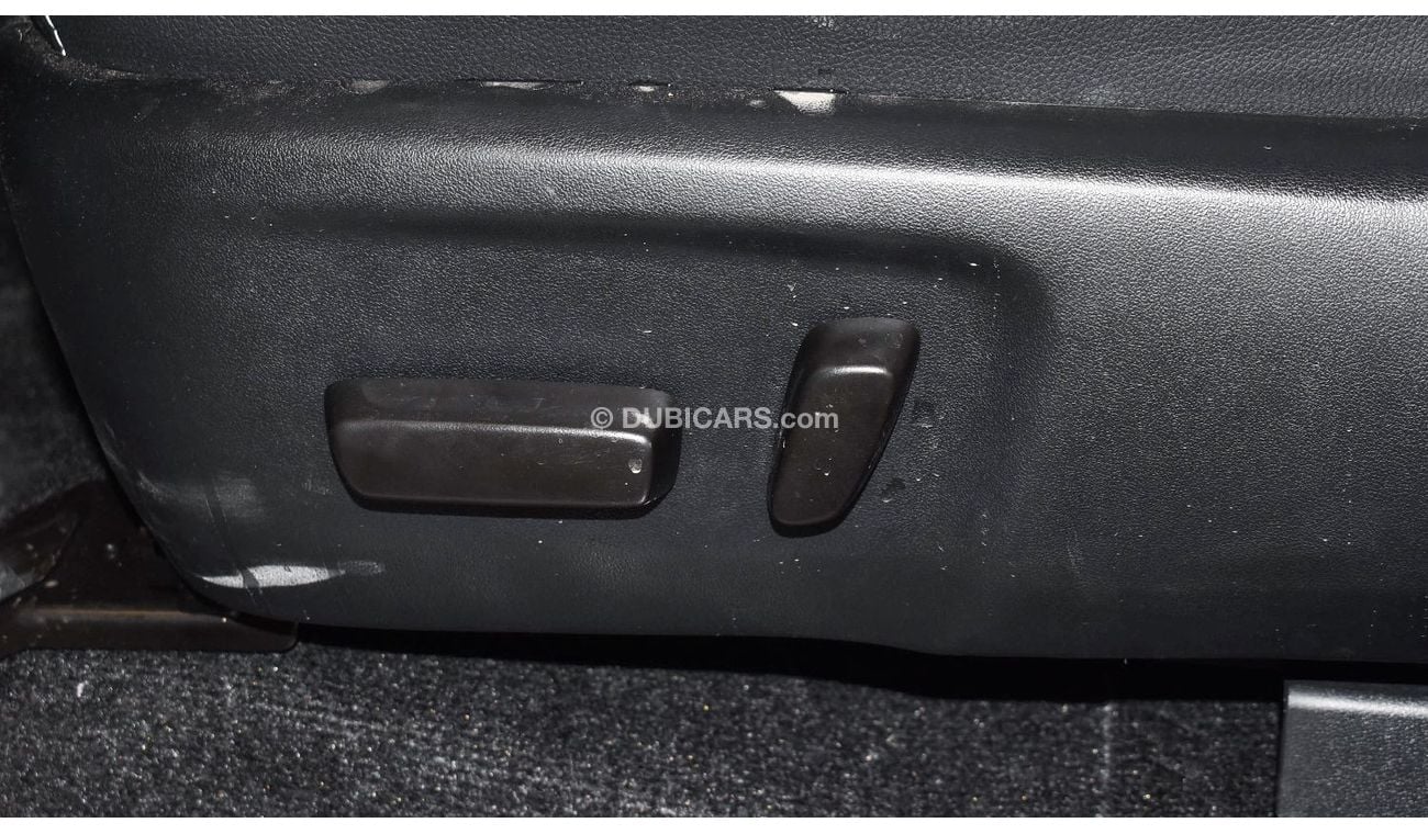 Toyota Fortuner 2023 Toyota Fortuner 4x4 4.0 High Option P AT | Climate Control + Cruise Control + Rear Cam + Diff L