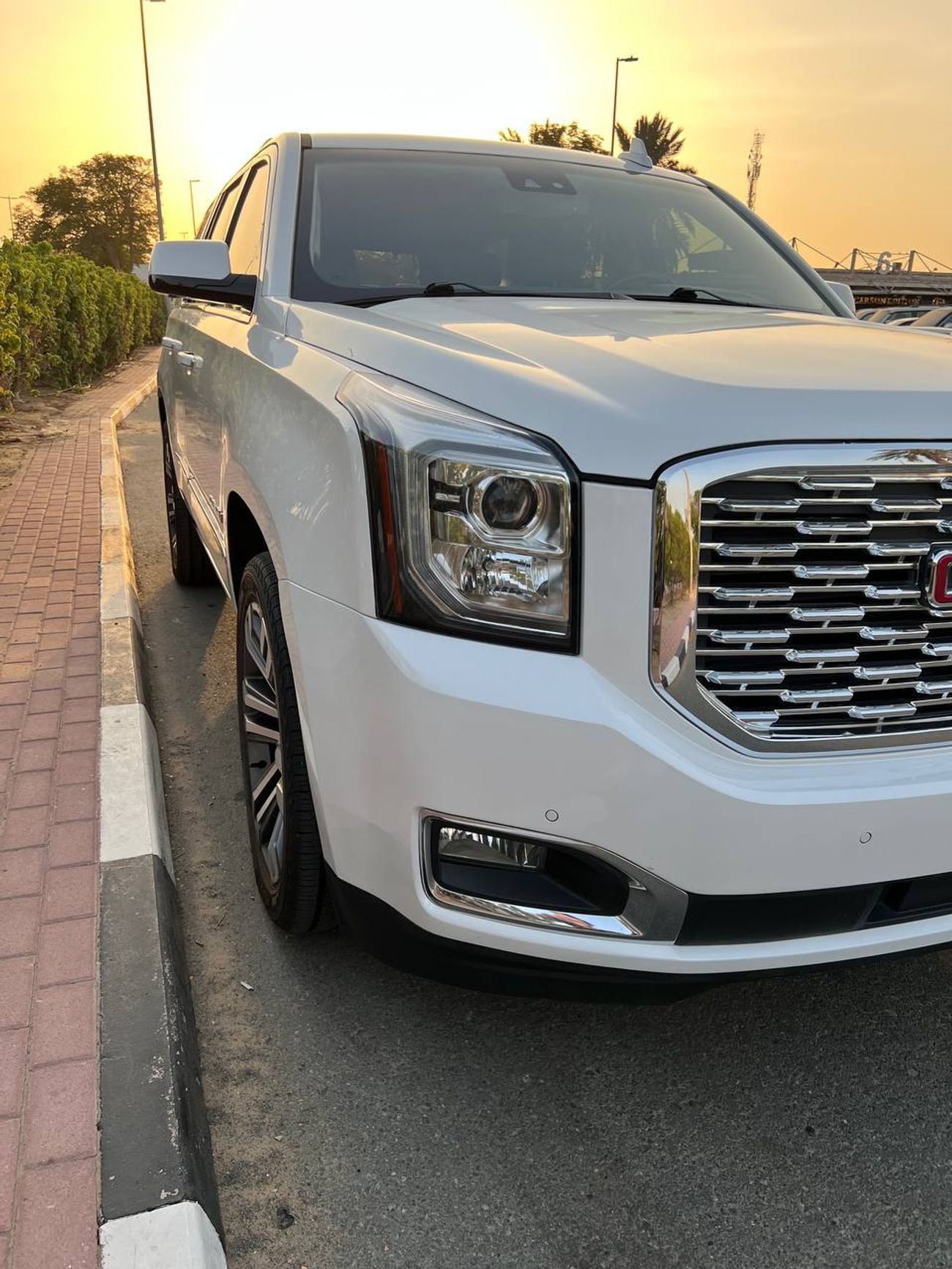 جي أم سي يوكون 2019 GMC Yukon Denali – Clean – 150K km