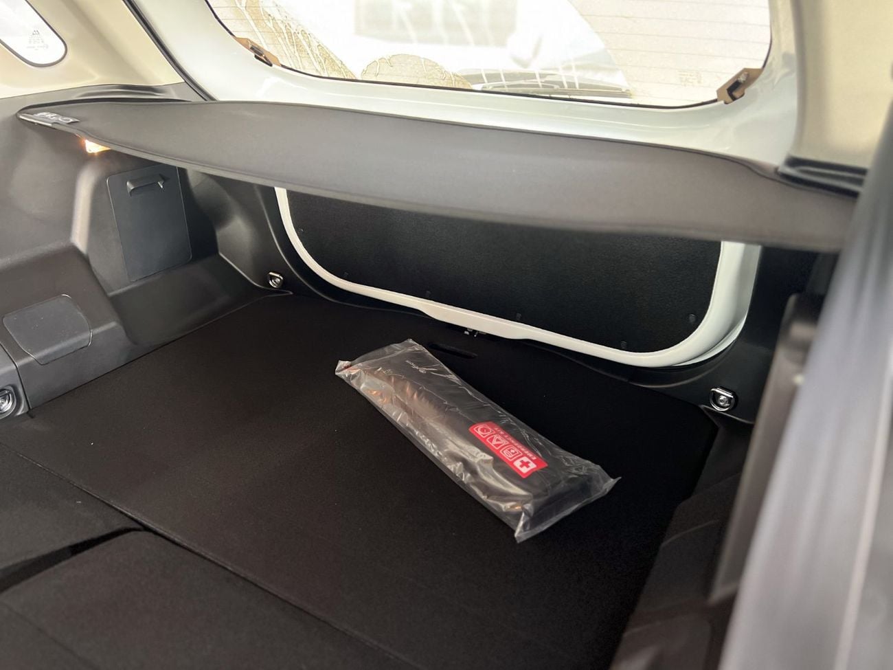 Toyota Raize EXPORT ONLY - TOYOTA RAIZE 1.2L E