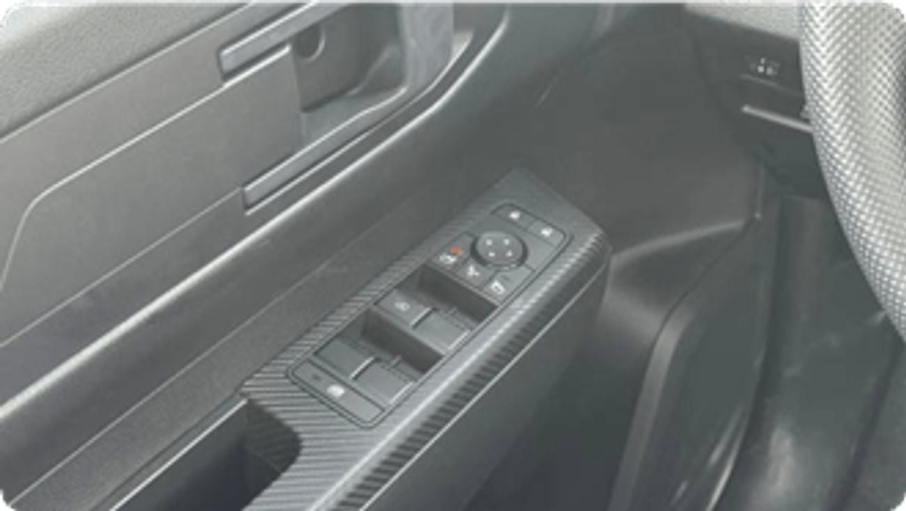 Mitsubishi L200 Mitsubishi L200 GLX Double Cab Petrol 2.4L