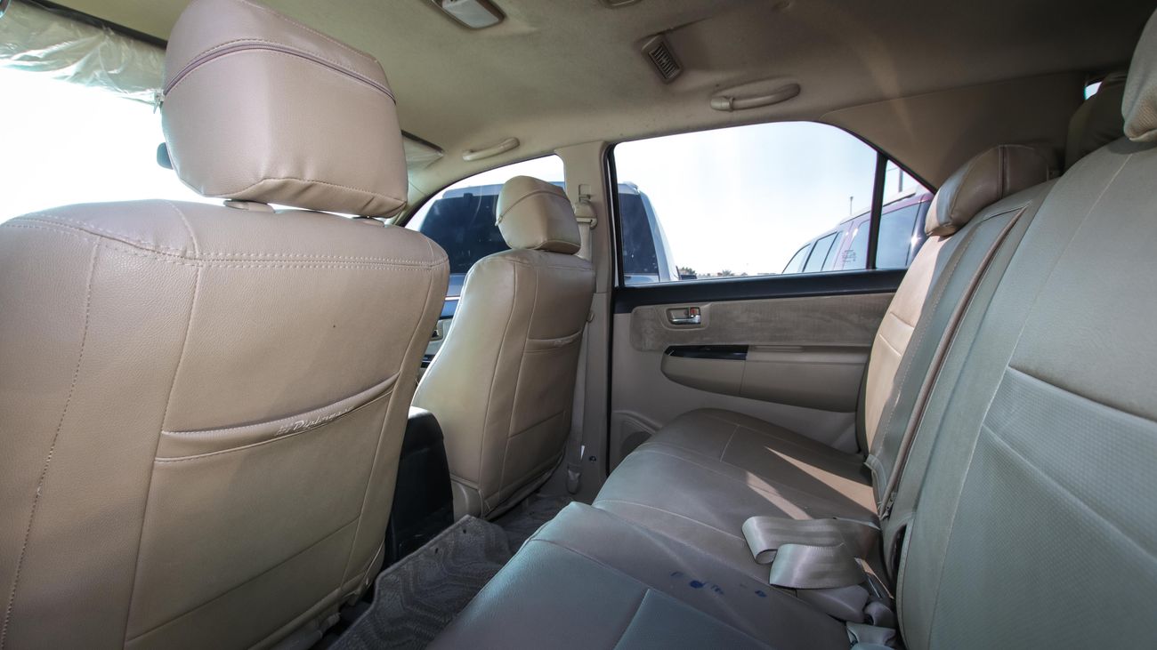 Toyota Fortuner GXR 4.0L V6