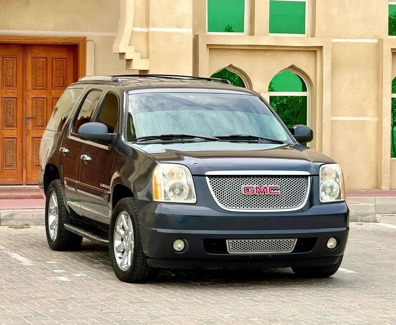 GMC Yukon DENALI جي ام سي يوكن دينالي خليجي Denali GCC Specs - Full Option