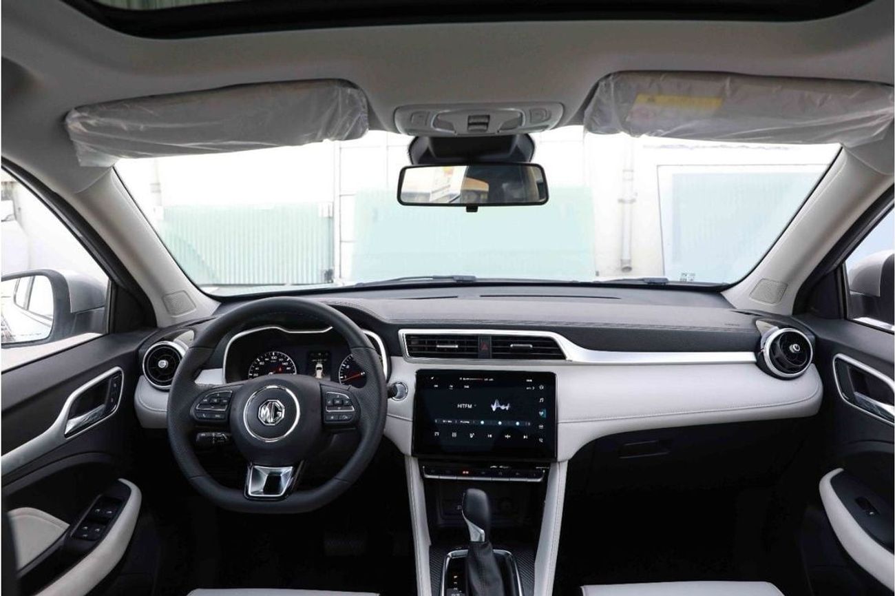 MG ZS 2025 MG ZS LUXURY 1.5 - SILVER inside BEIGE | Export Price
