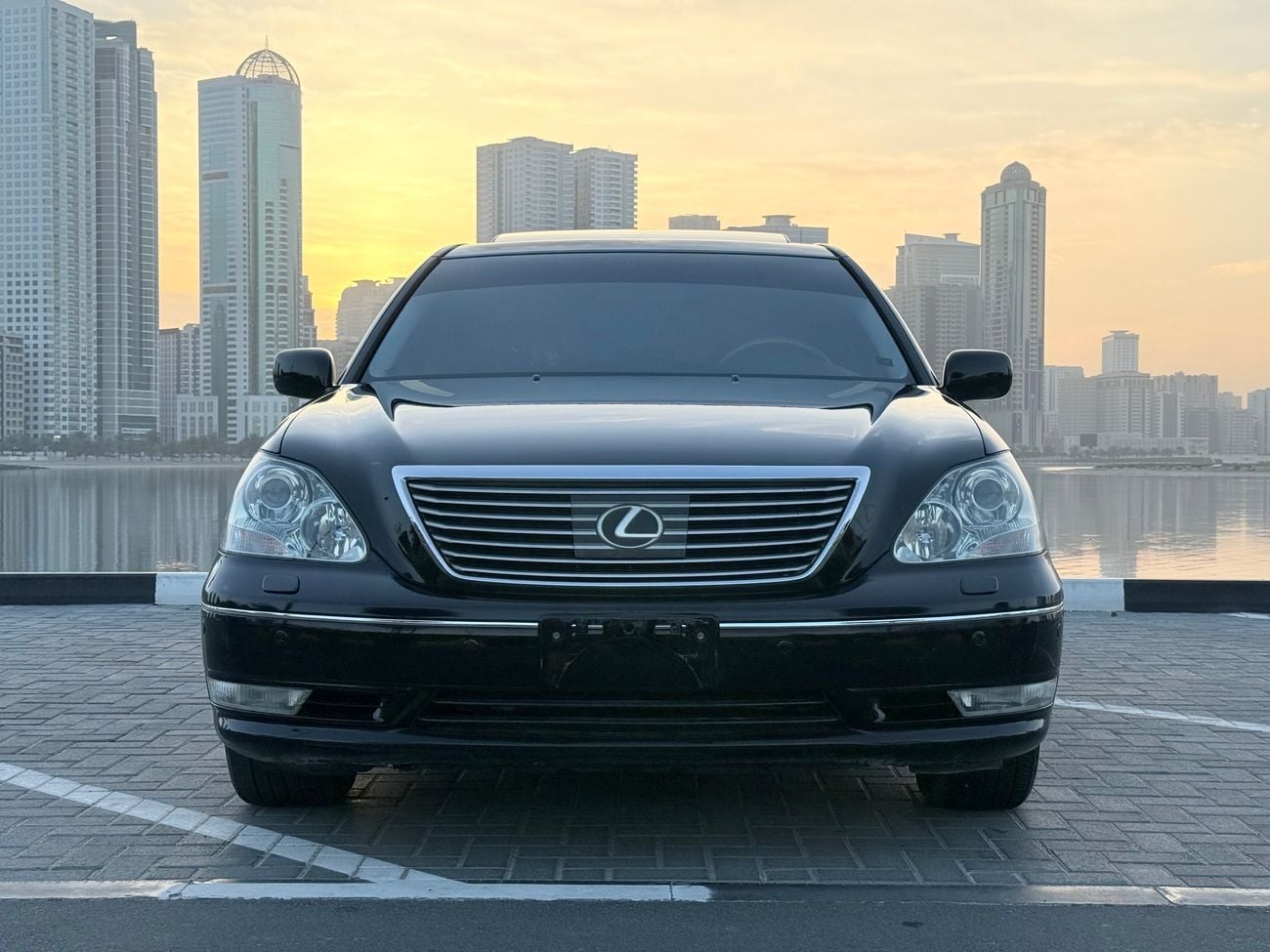 لكزس LS 430 Lexus - LS 430 Full Ultra 2004 - Fresh Import with VCC -  ( Ultra Luxury ) - Full Options - Excellen