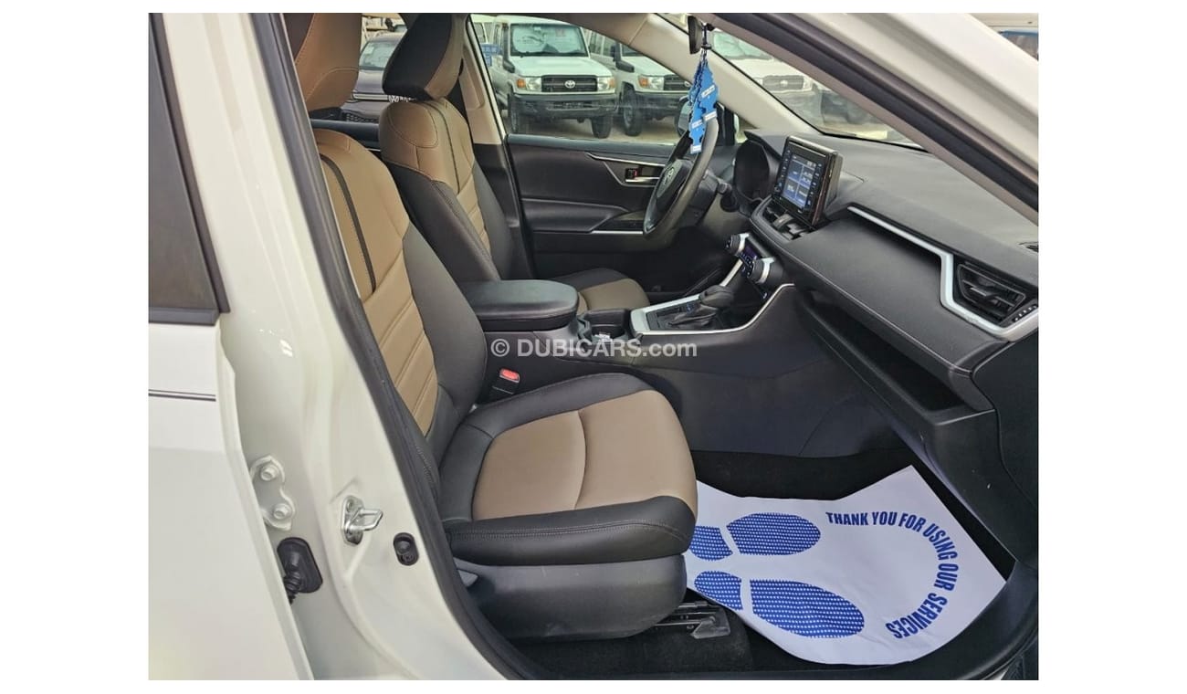 تويوتا راف ٤ 2020 Toyota Rav4 XLE 2.5l V4 /