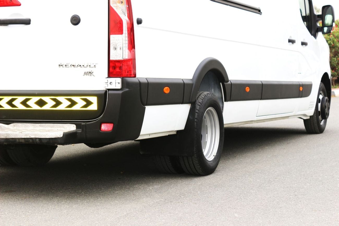 Renault Master 2025 Renault Master 2.3T Panel Van (L4H3) - GCC Specs