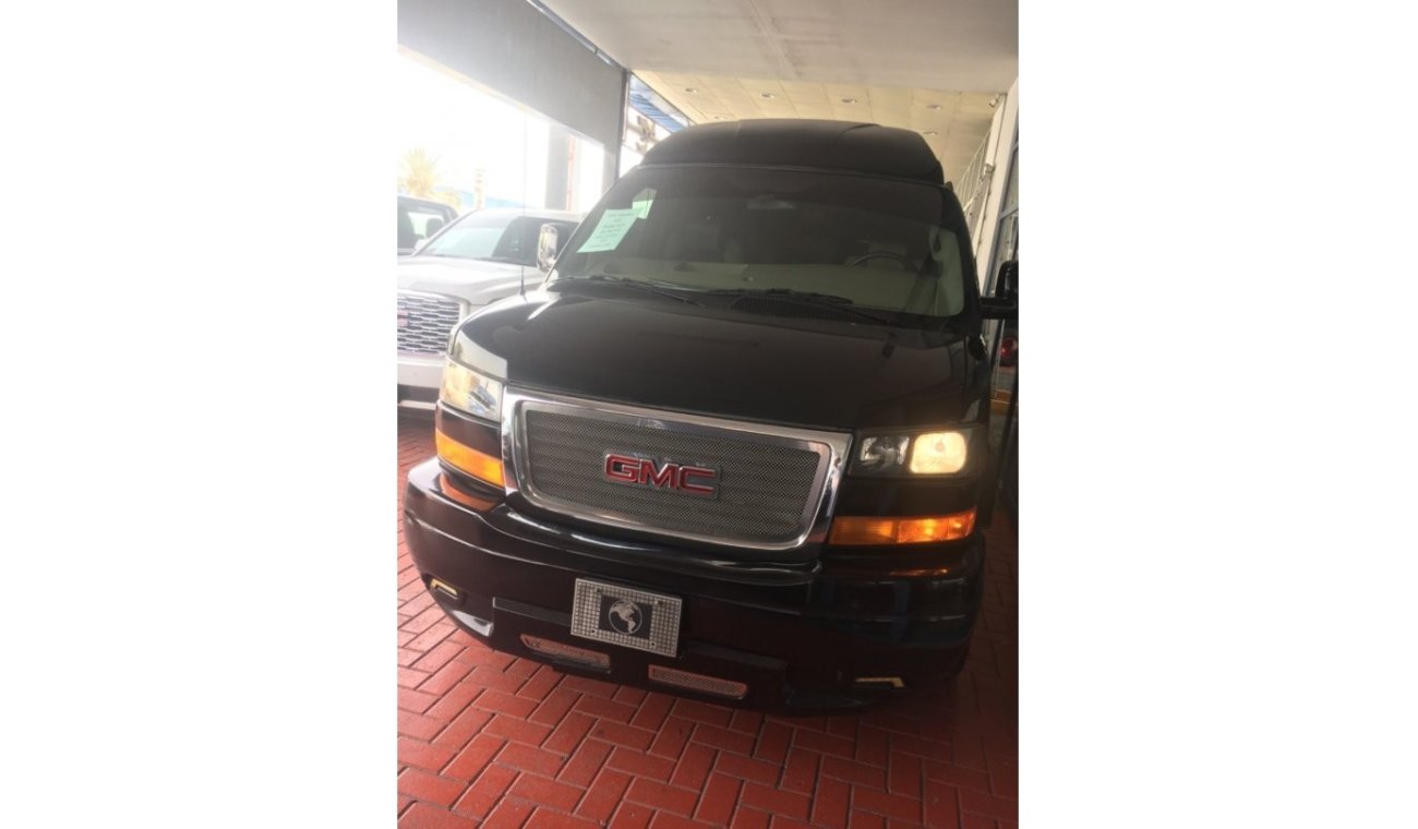 GMC Savana