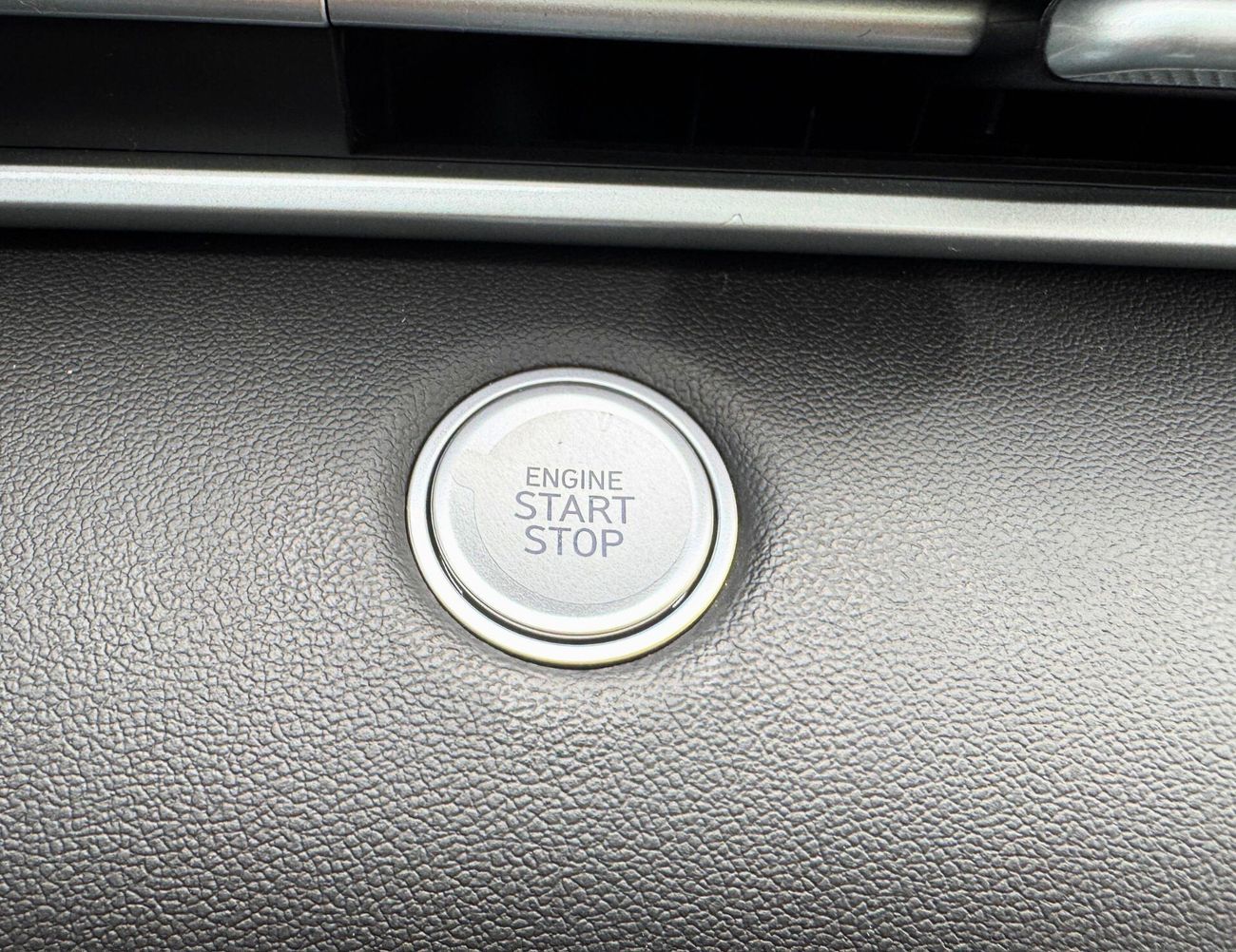 هيونداي إلانترا ELITE | 1.5L PETROL | SUNROOF WITH LEATHER | CHINESE SPCES (CODE# ELITE)