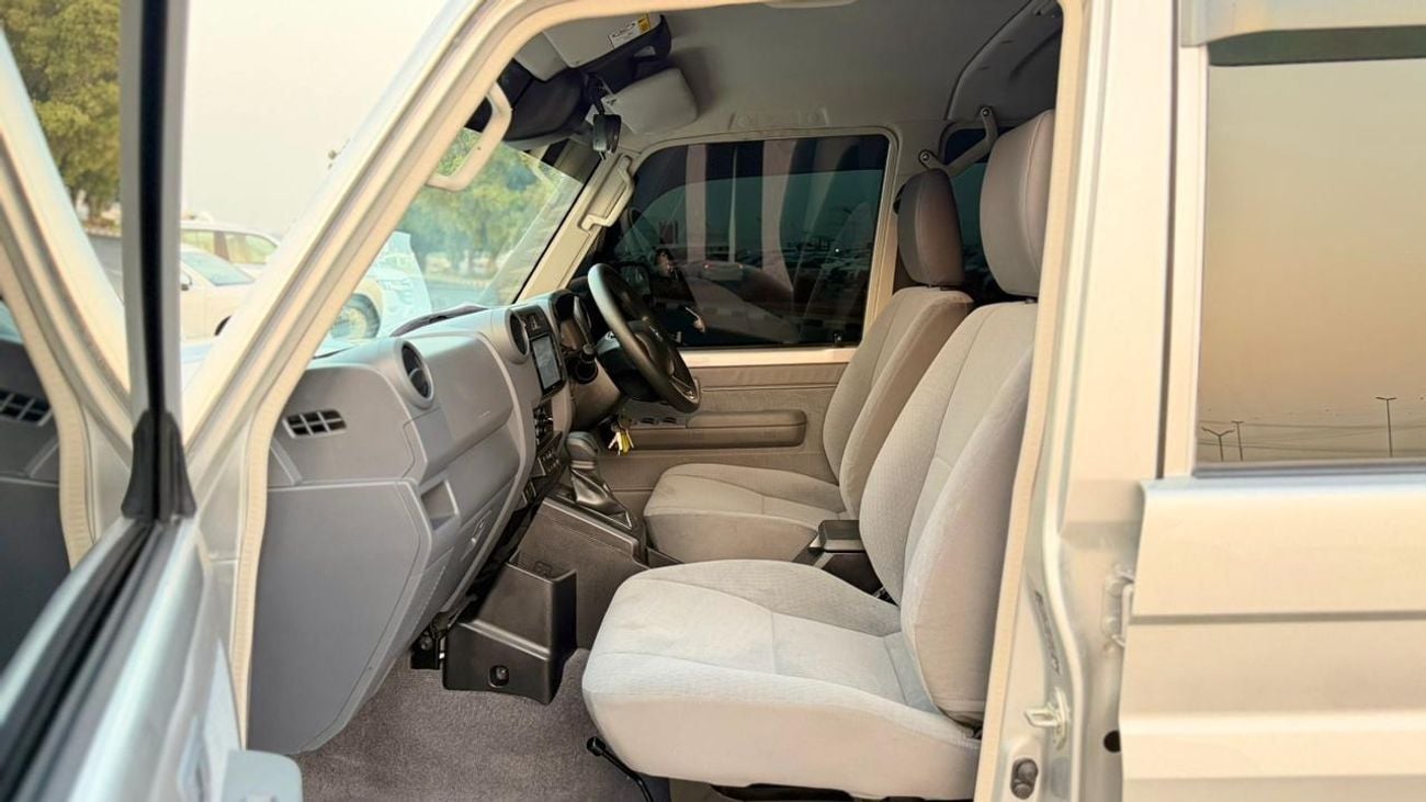 Toyota Land Cruiser Pick Up DOUBLE CABIN | X-BAR HEAVY-DUTY TOW AND RECOVERY SYSTEM | NORWELD HEAVY-DUTY ALUMINUM TRAY | 2.8L DI