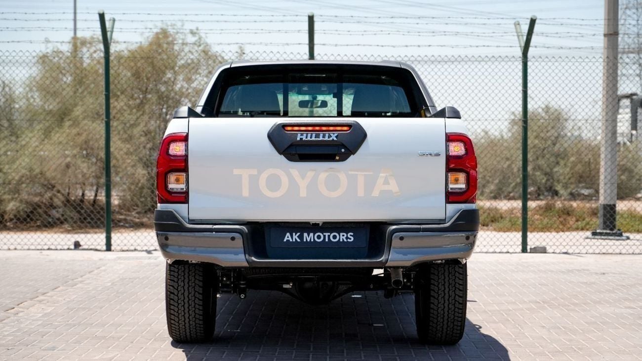 Toyota Hilux Adventure 4.0L Petrol Automatic 2025 MY EXPORT ONLY