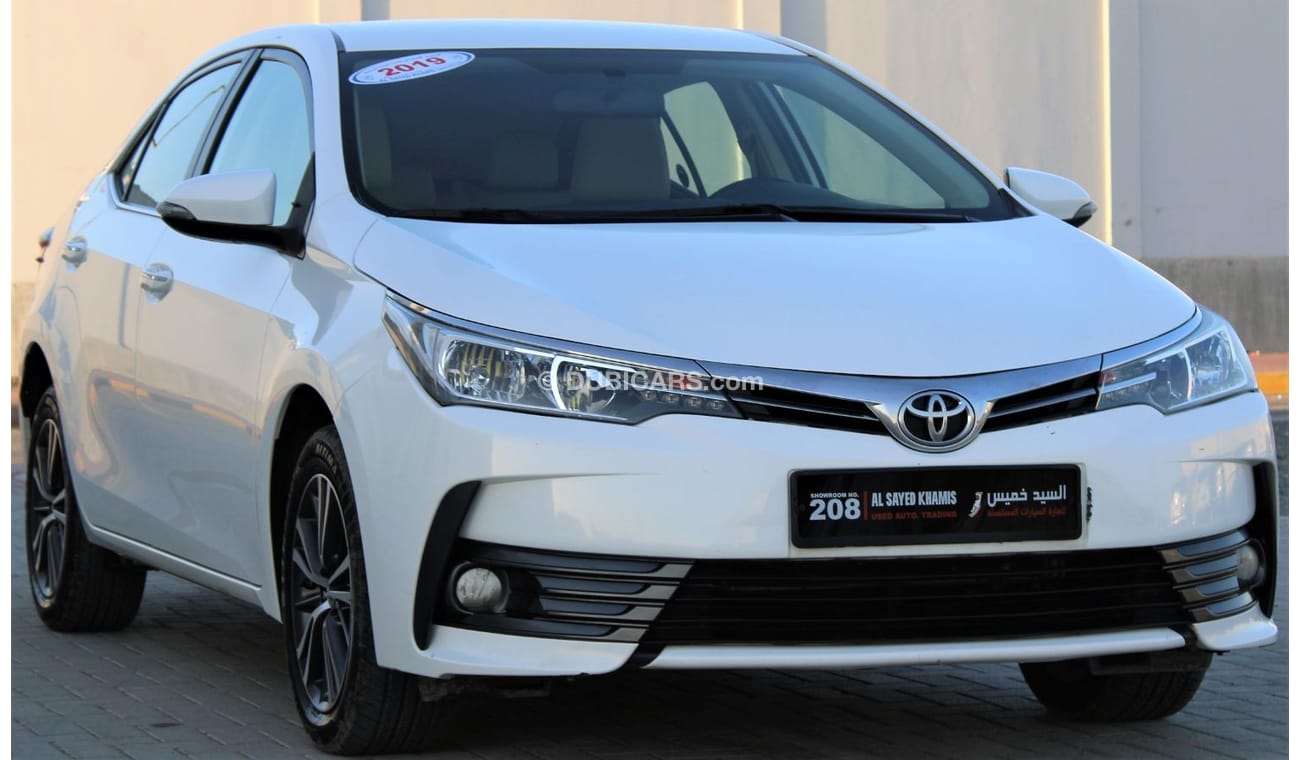 تويوتا كورولا تويوتا كورولا 2019 خليجي رقم 1 فل أوبشن بحالة ممتازة بدون صبغ بدون حوادث نظيفه جدا من الداخل والخارج