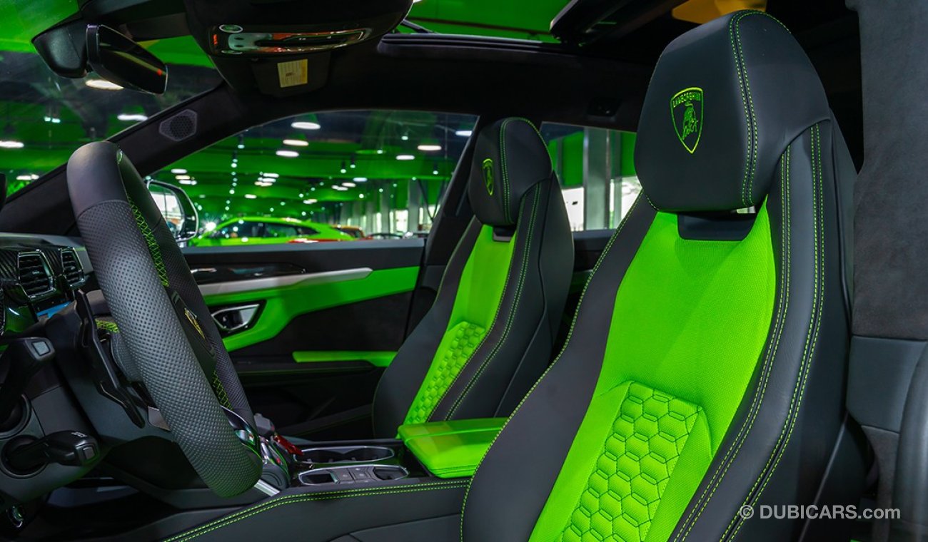 Lamborghini Urus IN PEARL VERDE MANTIS | 2021 | BRAND NEW | ZERO KM