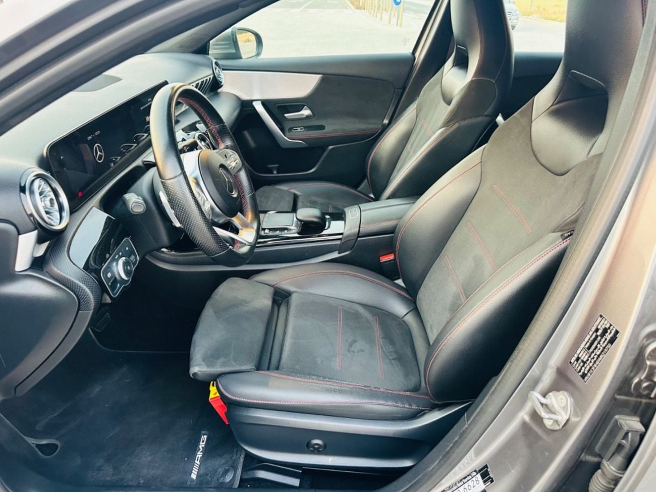 مرسيدس بنز A 200 AMG