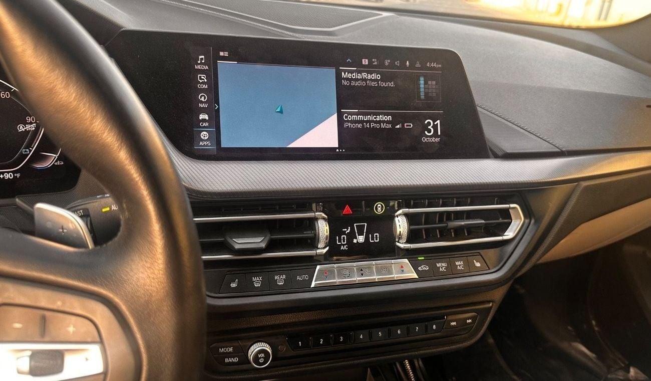 بي أم دبليو 228i US Spec 228i x-drive Gran Coupe