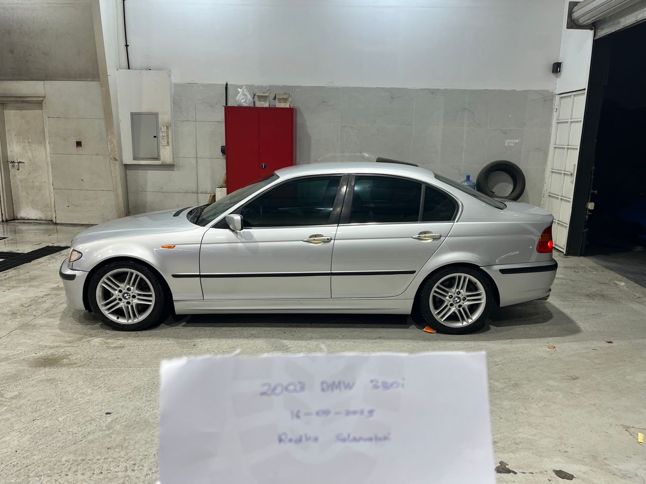 BMW 330i