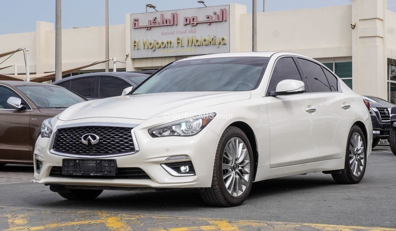 إنفينيتي Q50