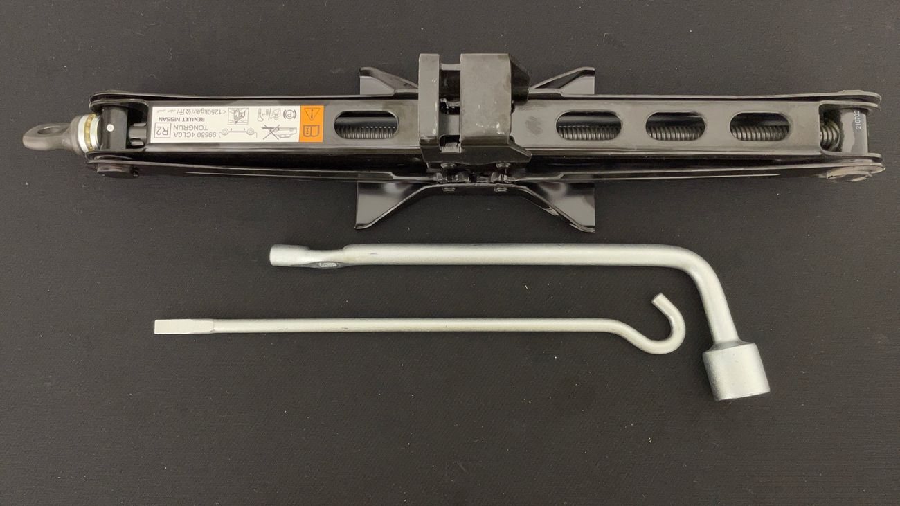 نيسان إكس تريل S 2.5 | بدون دفعة مقدمة | اختبار القيادة في المنزل