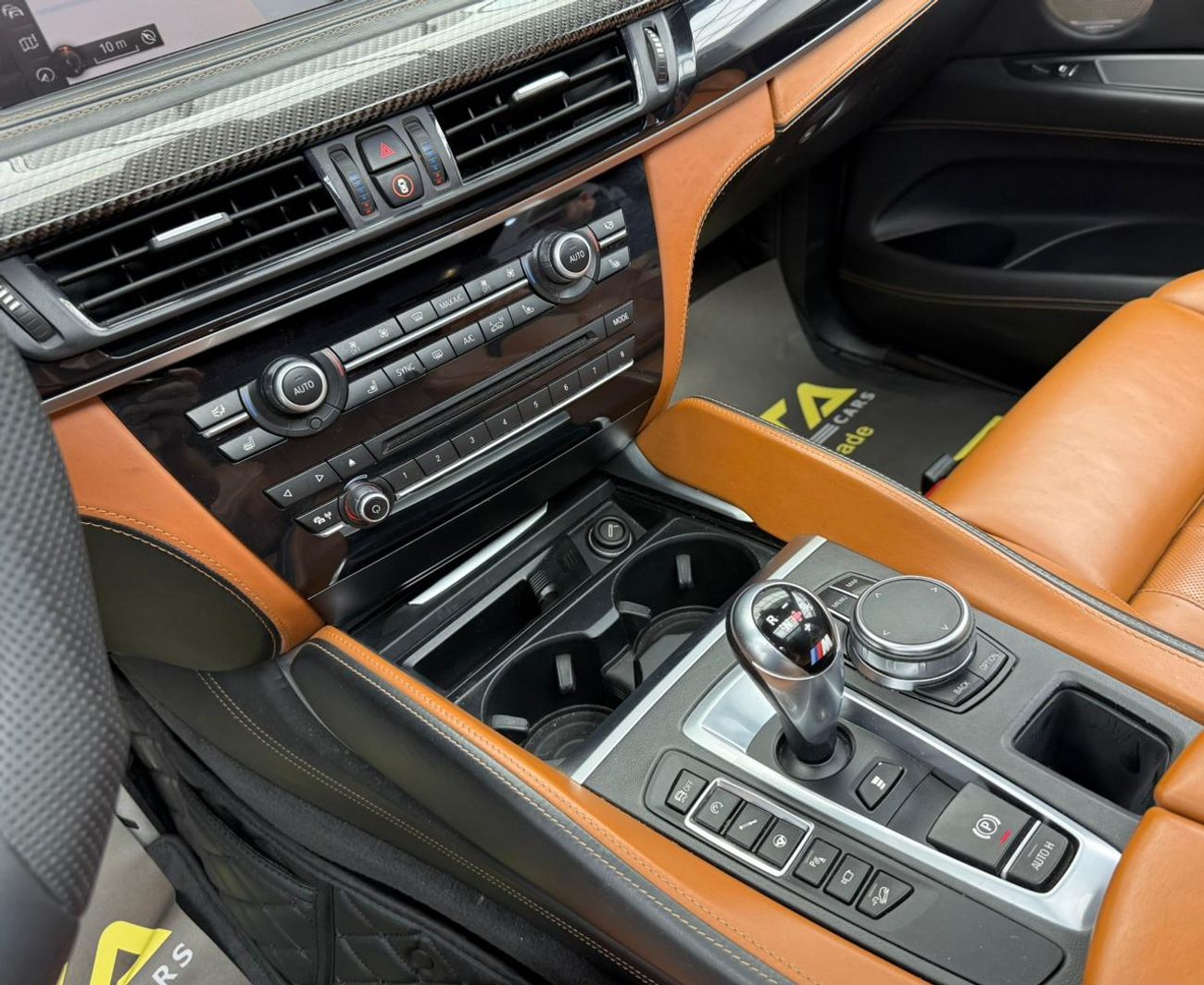 BMW X5M Std 4.4L 2017 BMW X5 M ,Warranty ,Full BMW Service History ,Excellent Condition ,GCC