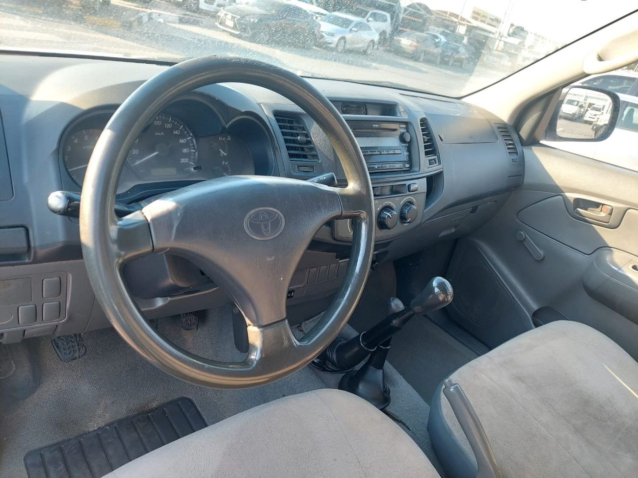 Toyota Hilux DC 4WD 2.7L PETROL MANUAL TRANSMISSION