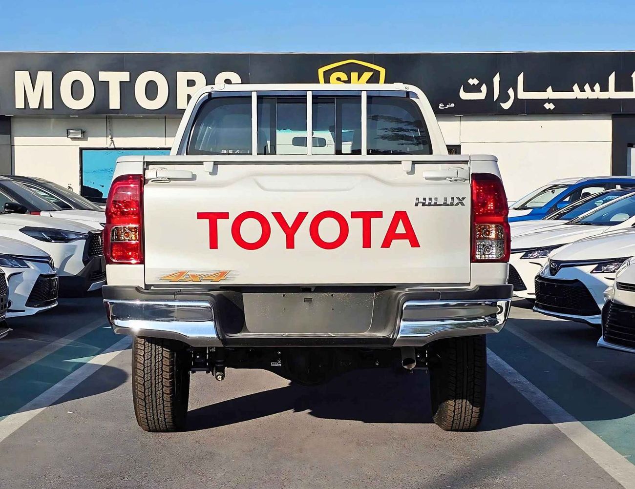 تويوتا هيلوكس NARROW BODY /2.4L A/T DIESEL/ DOUBLE CABIN 4X4/BASIC WITH POWER WINDOWS/CODE#HD
