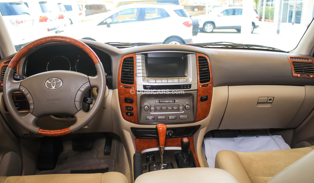 تويوتا لاند كروزر VXR V8