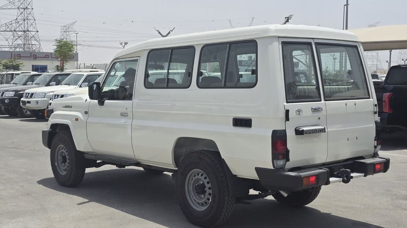 Toyota Land Cruiser 70 TOYOTA LC78 HARDTOP AT 2.8L DSL V4 MODEL YEAR 2025 COLOR WHITE (LOCAL ONLY)