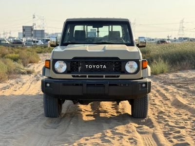 Toyota Land Cruiser Pick Up