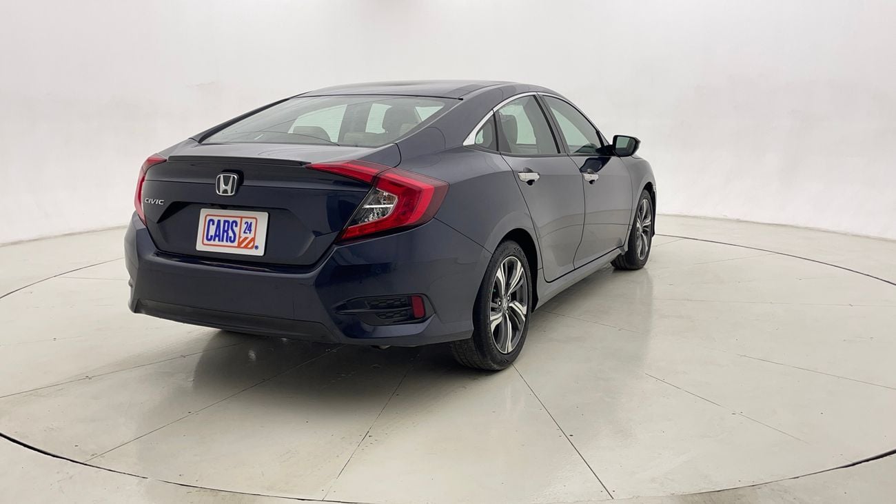 هوندا سيفيك LX SPORT 1.6 | بدون دفعة مقدمة | اختبار القيادة في المنزل