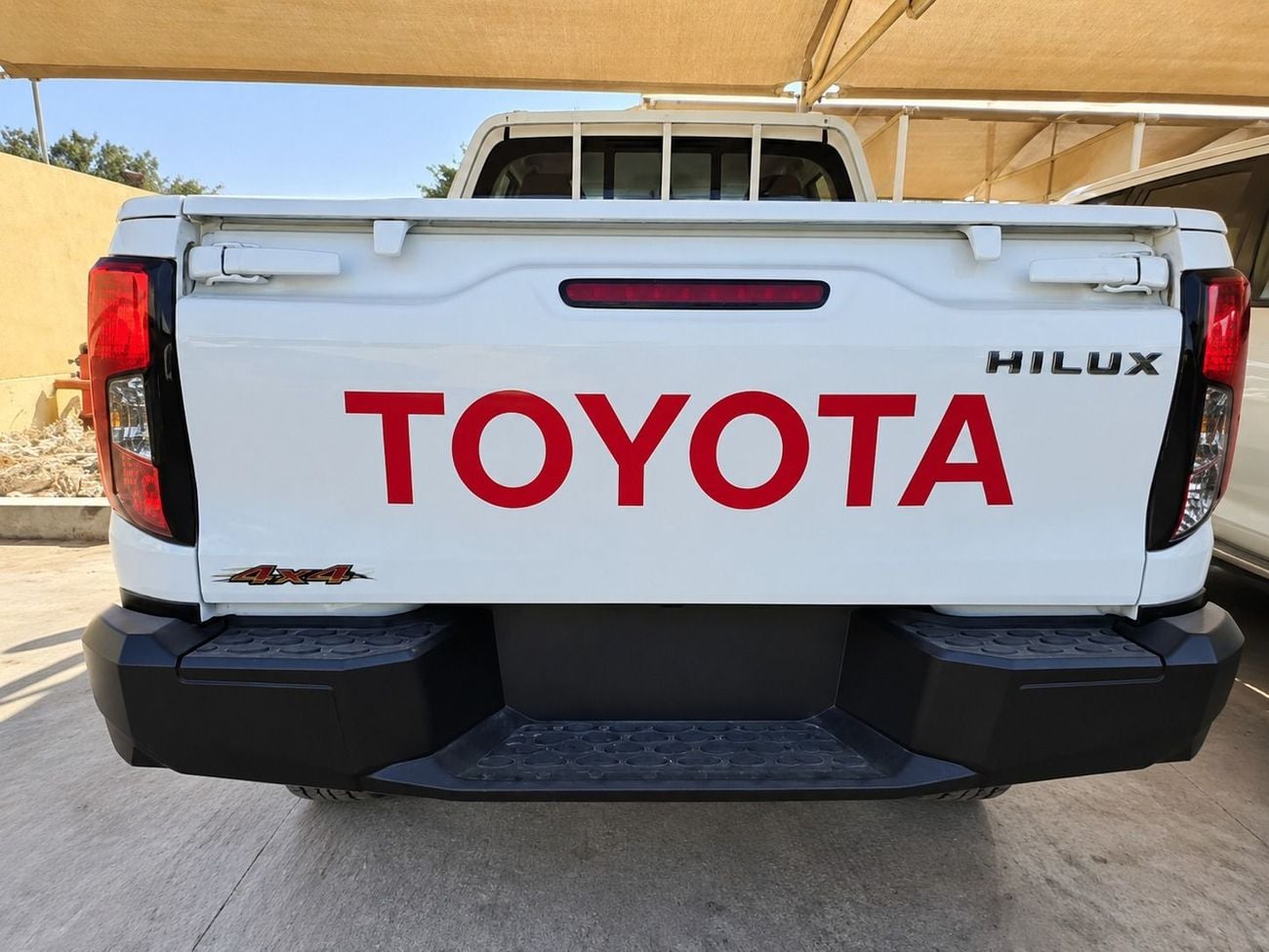 Toyota Hilux 2027 Toyota Hilux GL Double Cab Pickup 5-Seater 2.7L 4-Cyl Petrol A/T 4x4 Export Only