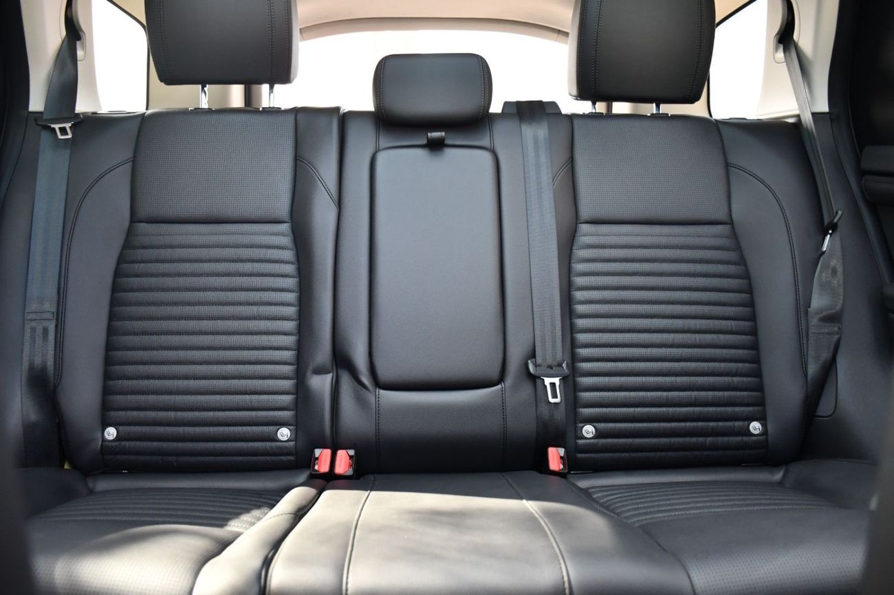 لاند روفر دسكفري سبورت LAND ROVER DISCOVERY SPORT 2023