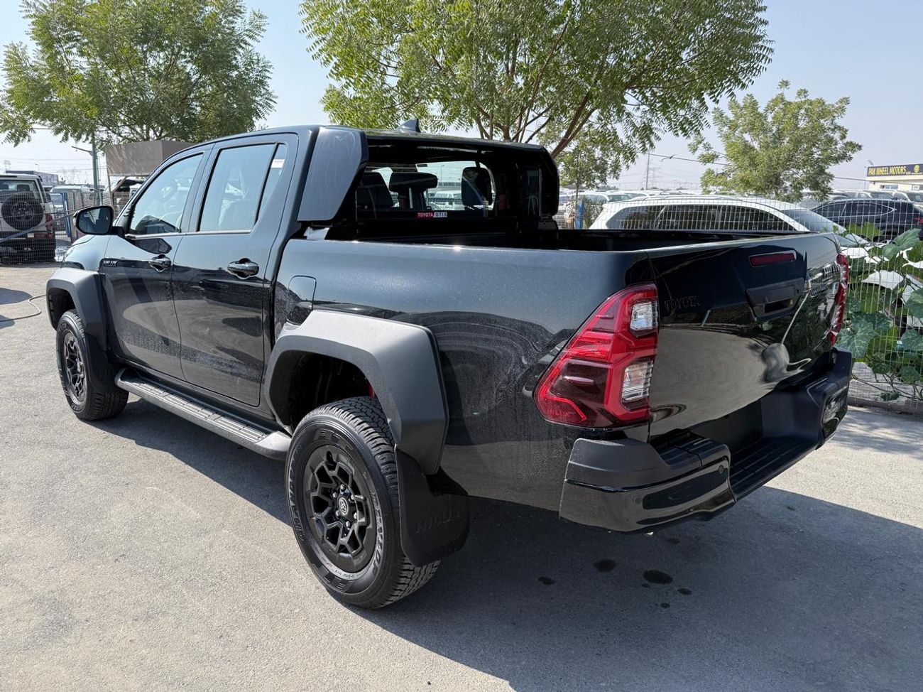 تويوتا هيلوكس GR Sport 2.8L