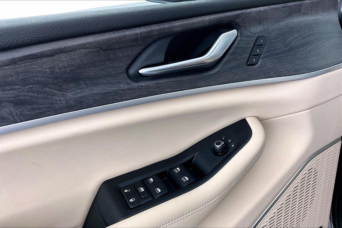 Jeep Cherokee Limited | 1 year free warranty | 1.99% financing rate | Flood Free