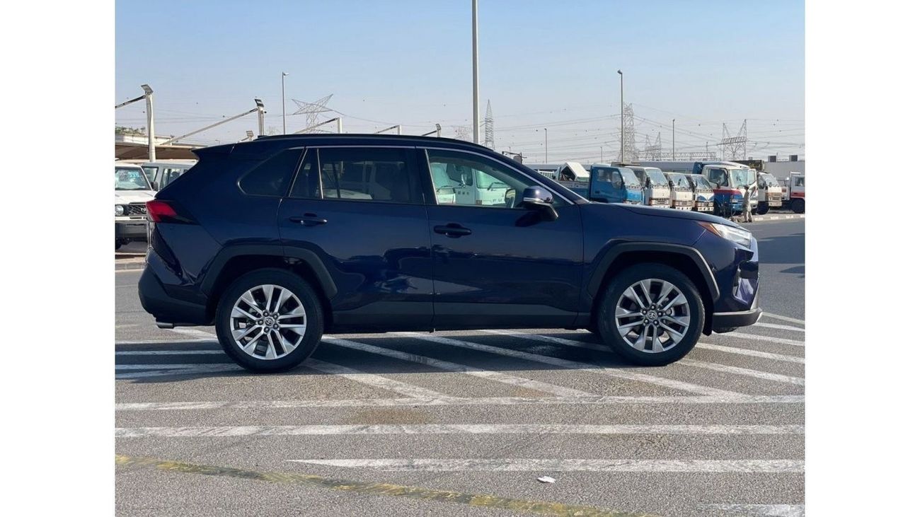 Toyota RAV4 2022 Toyota Rav4 XLE Premium Full Option - 2.5L V4 - 4x4 AWD -