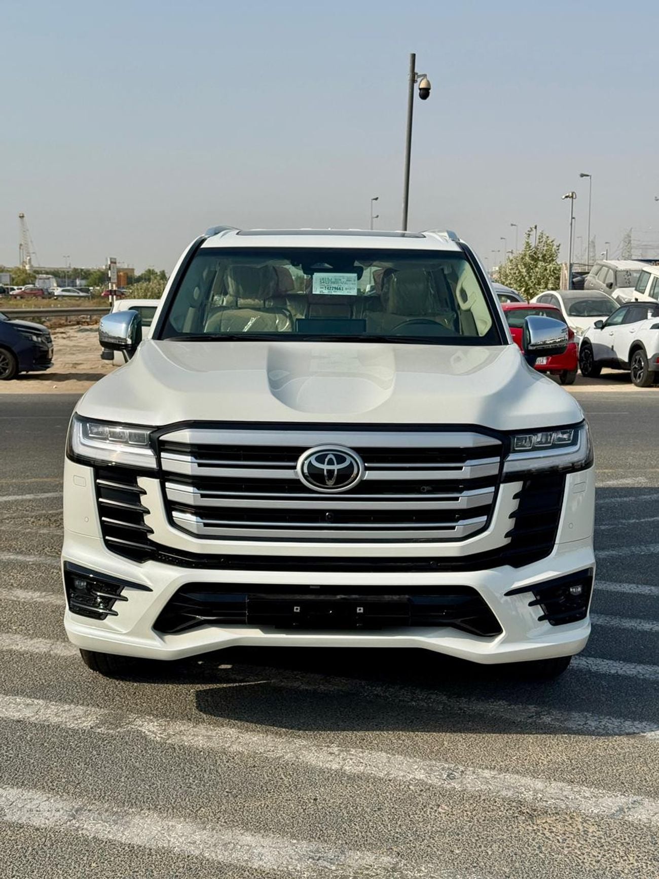 تويوتا لاند كروزر Toyota Land Cruiser VXR 3.5L 2026 White