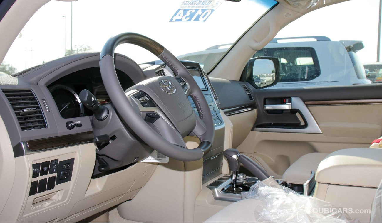 Toyota Land Cruiser VXR V8 5.7L