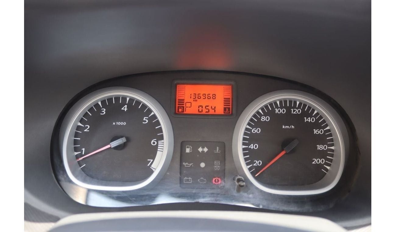 رينو داستر SE بلس خالية من الحوادث - خليجي - بحالة ممتازوة من الداخل والخارج